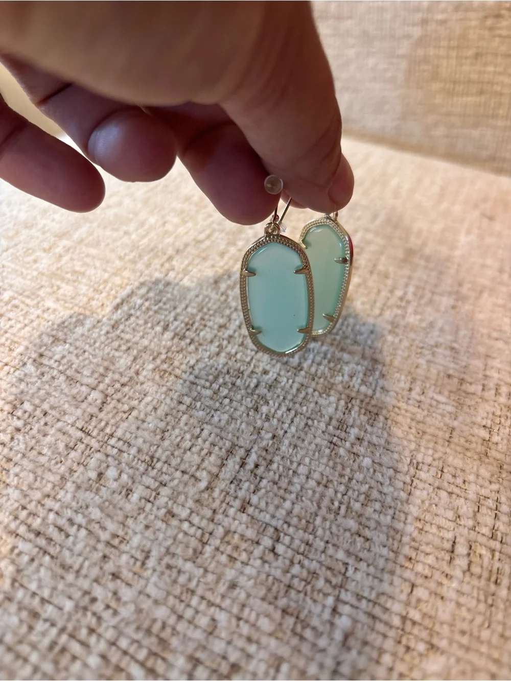 Kendra Scott Danielle drop Earrings Light Green Chalcedony gold tone